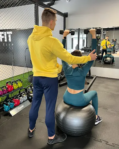 Bartosz Banasiak - Trener Medyczny